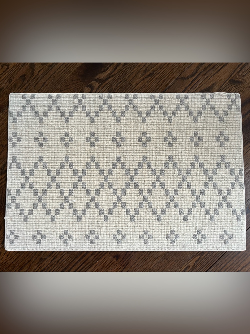 27 inches x 18 inches Skyline Ivory&Grey Geometric Accent Rug 100% Pure New Wool